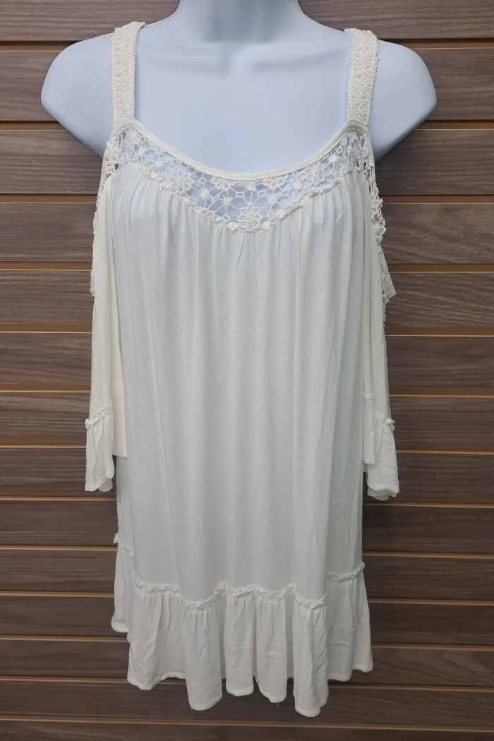 Linen lace cold shoulder pull over flowy